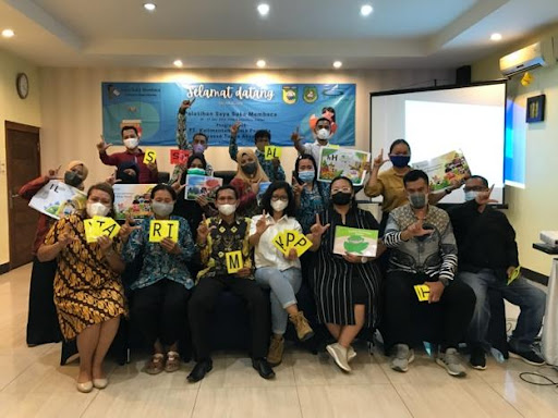 Program Literasi Dasar Saya Suka Membaca  untuk SDN 02 Riam Adungan dan SDN 01 Buhut Jaya